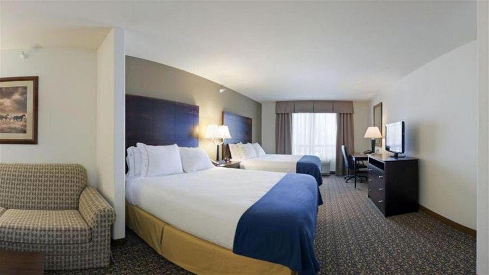 Holiday Inn Express Hotel & Suites Lander By Ihg Bagian luar foto