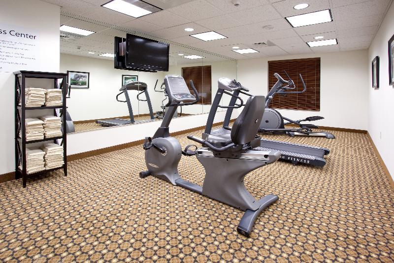 Holiday Inn Express Hotel & Suites Lander By Ihg Bagian luar foto