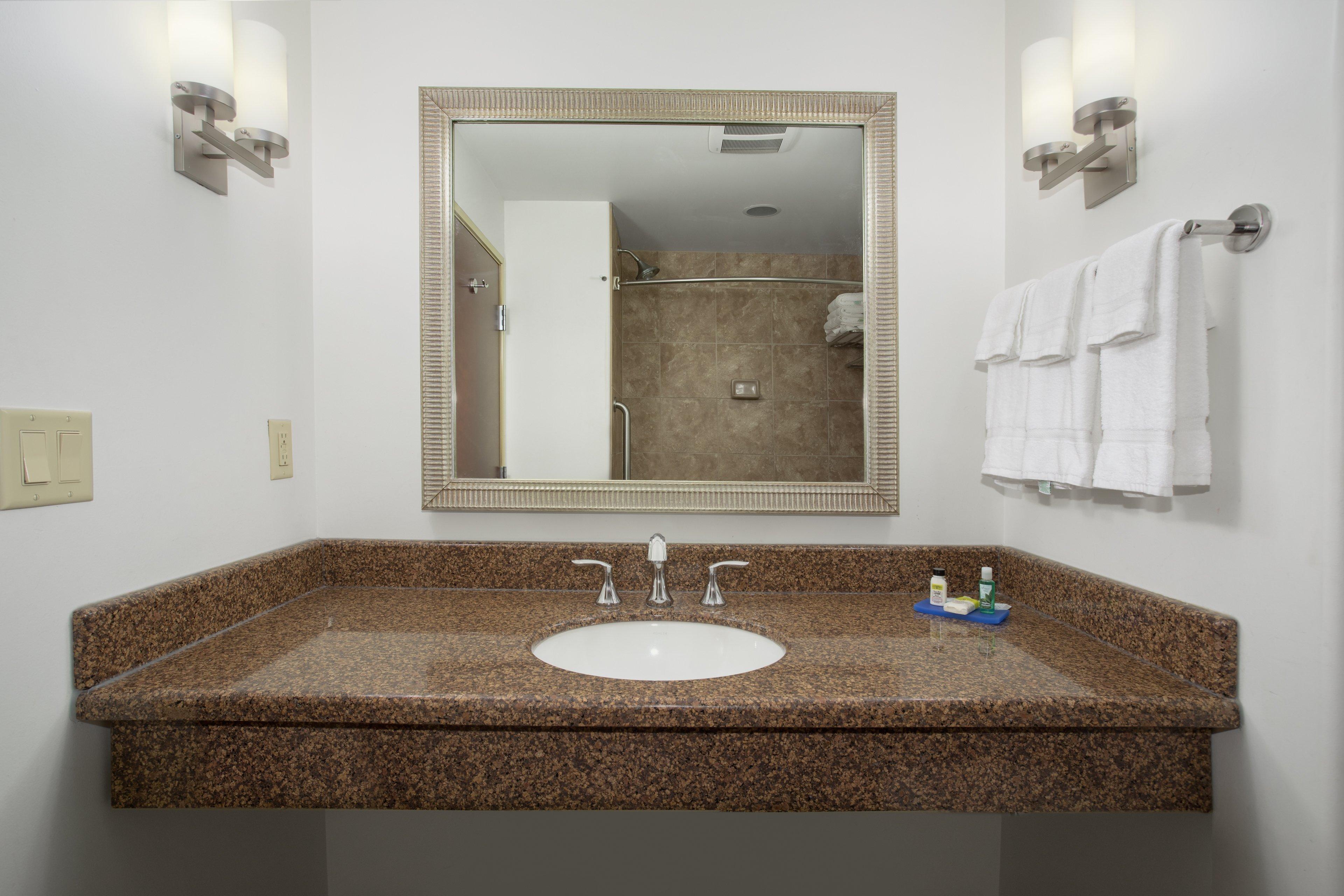 Holiday Inn Express Hotel & Suites Lander By Ihg Bagian luar foto