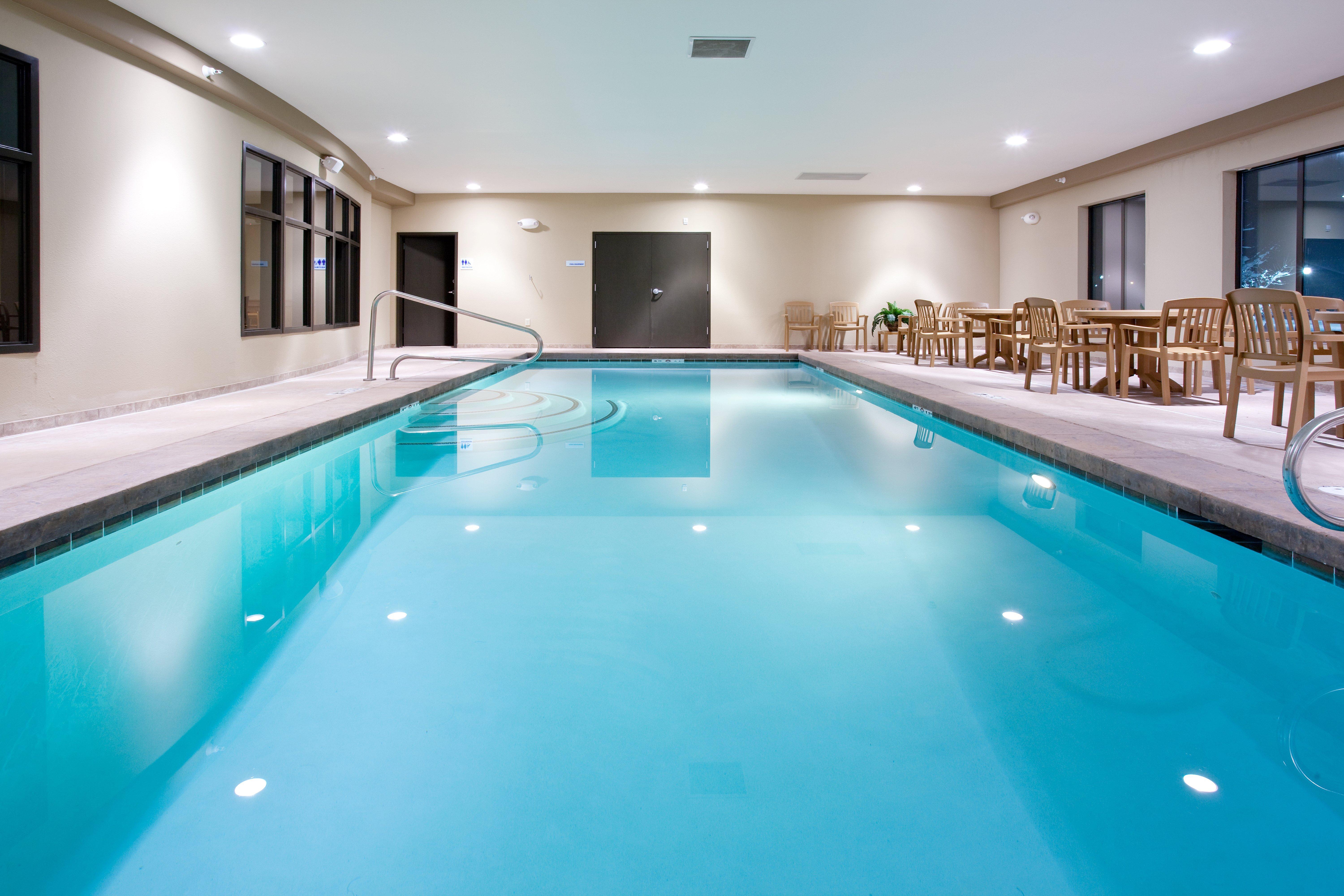 Holiday Inn Express Hotel & Suites Lander By Ihg Bagian luar foto